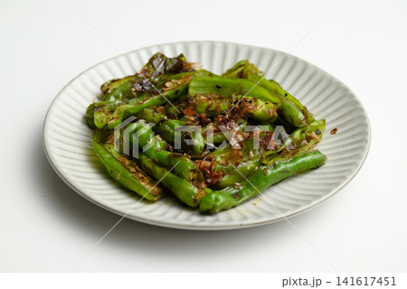 獅子唐と鰹節の麺つゆ炒め 獅子唐と鰹節の麺つゆ炒め 141617451