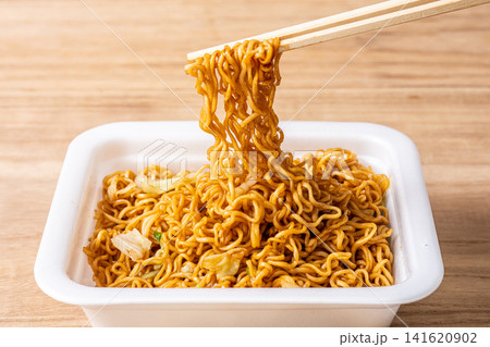 カップ焼きそば カップ焼きそば 141620902