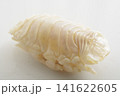 タイノエ　鯛などの魚の口腔内に寄生する甲殻類の寄生虫 141622605
