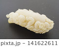 タイノエ　鯛などの魚の口腔内に寄生する甲殻類の寄生虫 141622611