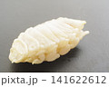 タイノエ　鯛などの魚の口腔内に寄生する甲殻類の寄生虫 141622612
