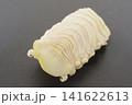 タイノエ　鯛などの魚の口腔内に寄生する甲殻類の寄生虫 141622613
