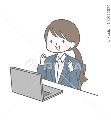 パソコン前でガッツポーズするスーツの女性  141623074