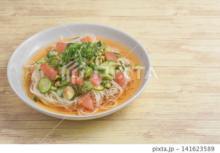 夏の定番料理 夏野菜ソウメン 夏の定番料理 夏野菜ソウメン 141623589