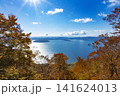 御鼻部山展望台から見た　紅葉の十和田湖 141624013