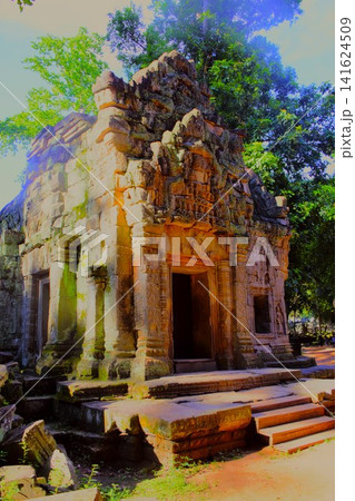 カンボジア・タ・プローム寺院の古代クメール建築 カンボジア・タ・プローム寺院の古代クメール建築 141624509