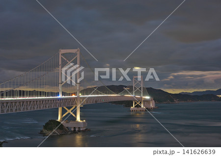 【大鳴門橋 (夜景)】 徳島県鳴門市鳴門町土佐泊浦 【大鳴門橋 (夜景)】 徳島県鳴門市鳴門町土佐泊浦 141626639