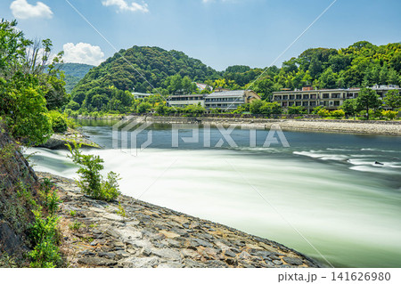 宇治川風景 宇治公園塔の島 京都府宇治市 宇治川風景 宇治公園塔の島 京都府宇治市 141626980