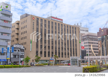 浜松ホトニクス本社事務所（日本生命浜松ビル）と浜松駅南口の交差点風景【静岡県浜松市中央区砂山町】 141629966