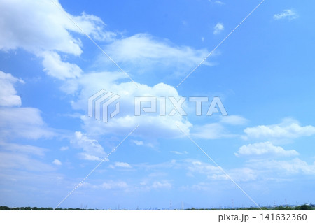 気持ちいい夏の青空 141632360
