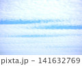 雲の間から青い空が見える 141632769