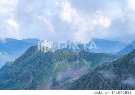 【山岳素材】槍ヶ岳登山風景【長野県】 141641652