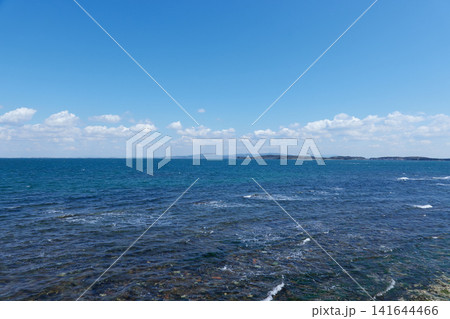 日間賀島 岩礁の海 水平線 日間賀島 岩礁の海 水平線 141644466