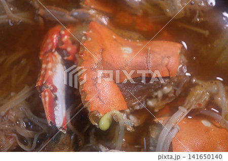 Steaming Crab Soup with Bean Sprouts and Noodles Steaming Crab Soup with Bean Sprouts and Noodles 141650140
