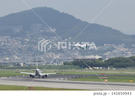 着陸機と離陸機 着陸機と離陸機 141650943