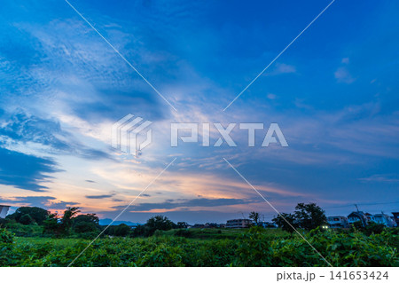 夏の夕焼け 夏の夕焼け 141653424