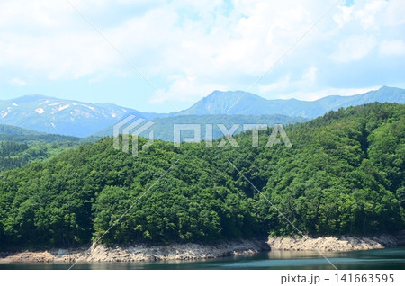 胆沢ダム（奥州湖）からの風景 141663595
