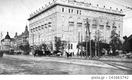古写真 1922-1933年 東京 丸の内 日比谷通りと東京會舘 古写真 1922-1933年 東京 丸の内 日比谷通りと東京會舘 141663742