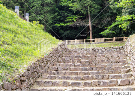 【八王子城跡】御主殿虎口の階段 【八王子城跡】御主殿虎口の階段 141666125