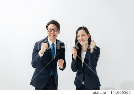 ビジネス 男性 女性 ビジネス 男性 女性 141666569