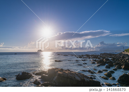 Morning Coastal View in Wanli, Taiwan 141668870