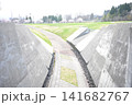 青森県立美術館の入り口通路 141682767