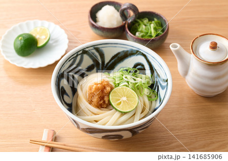 おろし醤油うどん おろし醤油うどん 141685906