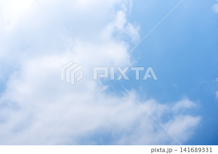 青空 夏空 夏 晴れ 8月 イメージ 【神奈川県 秦野市】 141689331