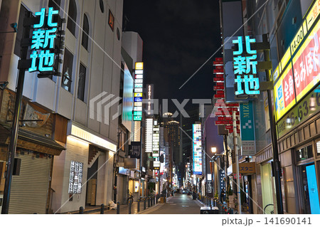 【北新地の夜景】 大阪府大阪市北区曾根崎新地 【北新地の夜景】 大阪府大阪市北区曾根崎新地 141690141