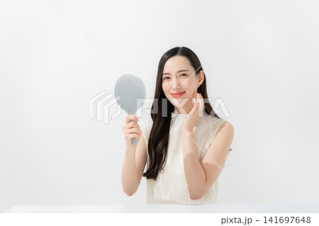 女性 ビューティー イメージ 女性 ビューティー イメージ 141697648