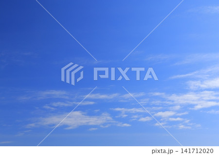 青空に浮かぶ雲 青空に浮かぶ雲 141712020