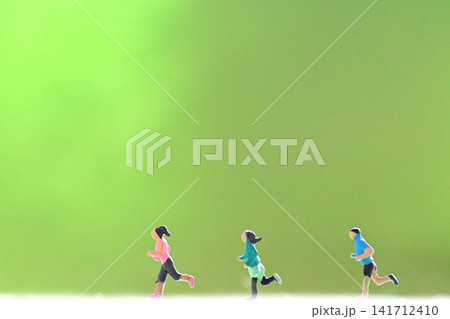 健康管理 ランニングをする人々イメージ 健康管理 ランニングをする人々イメージ 141712410