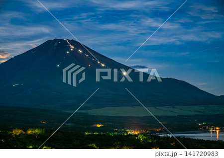 山梨パノラマ台からの富士山 141720983