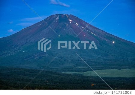 山梨パノラマ台からの富士山 山梨パノラマ台からの富士山 141721008