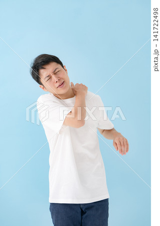 肩こり 男性 肩こり 男性 141722498