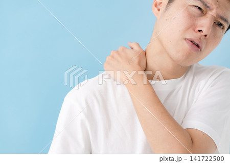 肩こり 男性 肩こり 男性 141722500