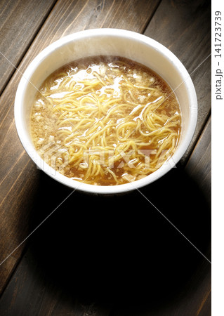 カップラーメン 141723739