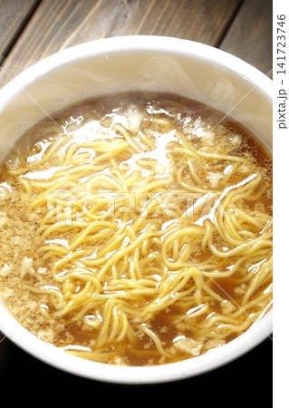 カップラーメン 141723746