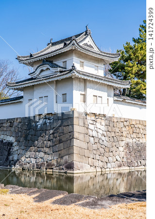 京都 二条城(元離宮二条城)西南隅櫓(多門塀)重要文化財:江戸時代大政奉還の舞台 京都 二条城(元離宮二条城)西南隅櫓(多門塀)重要文化財:江戸時代大政奉還の舞台 141724399