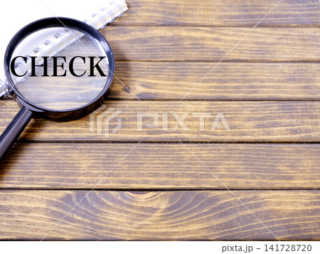 チェックや確認をイメージしたビジネス素材 チェックや確認をイメージしたビジネス素材 141728720