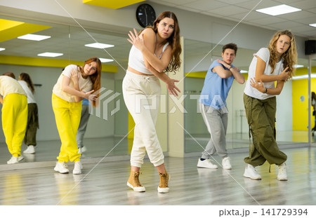 Young girl dancing modern dance in studio 141729394