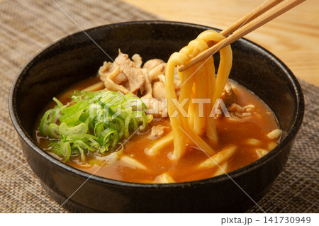 カレーうどん カレーうどん 141730949