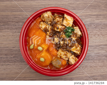エビチリと麻婆豆腐の合盛り弁当 エビチリと麻婆豆腐の合盛り弁当 141736284