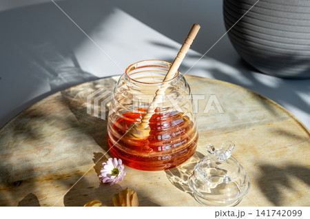 Glass Beehive Honey Jar with Chrysanthemums Glass Beehive Honey Jar with Chrysanthemums 141742099