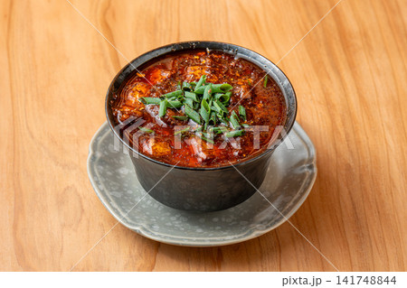 旨味とコクが深い牛すじ麻婆豆腐 旨味とコクが深い牛すじ麻婆豆腐 141748844