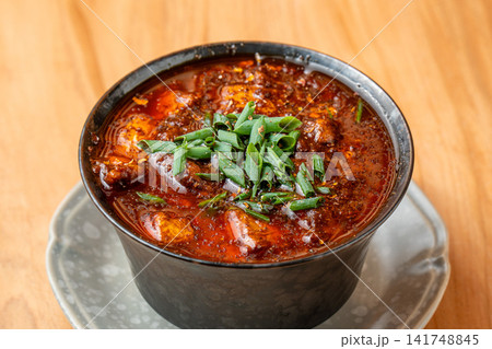 旨味とコクが深い牛すじ麻婆豆腐 旨味とコクが深い牛すじ麻婆豆腐 141748845