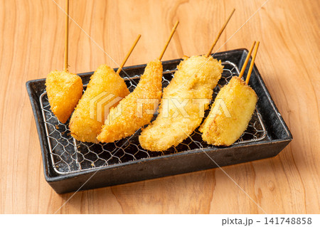 豪華な串カツ5本盛り合わせ 豪華な串カツ5本盛り合わせ 141748858