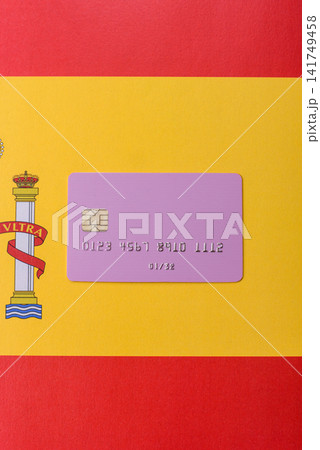 A credit card for contactless cashless payments via a terminal or online. A credit card 141749458