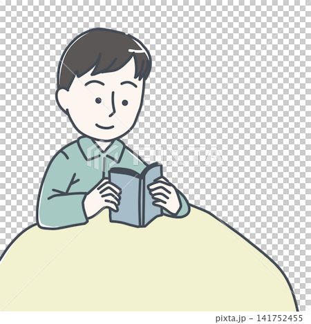 机で本を読んで微笑む若い男性 141752455