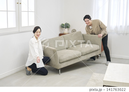 夫婦でソファーの配置を考える リビング模様替え 夫婦でソファーの配置を考える リビング模様替え 141763022